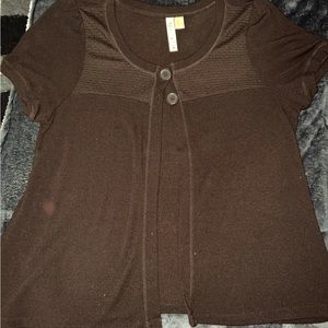 brown cardigan with 2 buttons at the top